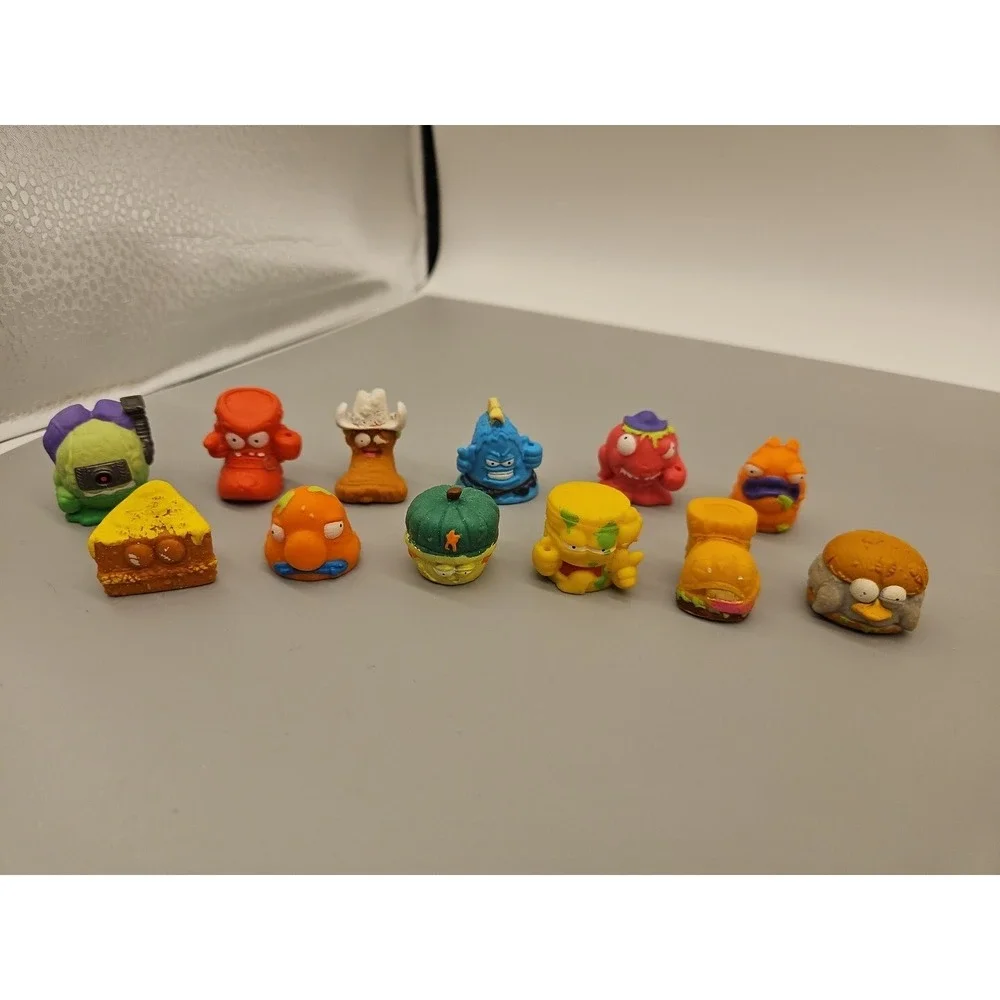 The Grossery Gang By Moose Lot Of 12 Figurines Random Series